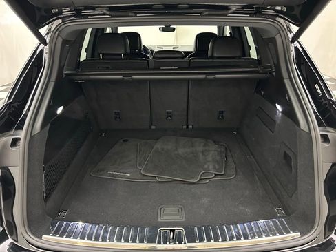 Used 2024 Porsche Cayenne image 9