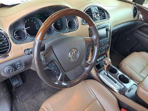 Used 2017 Buick Enclave Leather AWD/4WD image 9