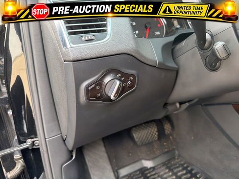 Used 2011 Audi Q5 2.0T Premium Plus AWD/4WD image 45