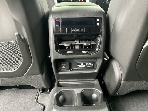 New 2025 Jeep Grand Cherokee L Laredo w/ Luxury Tech Group I AWD/4WD image 27