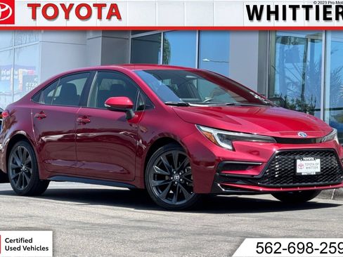 Certified 2023 Toyota Corolla SE FWD image 1