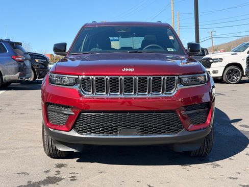 New 2026 Jeep Grand Cherokee Laredo X AWD/4WD image 5