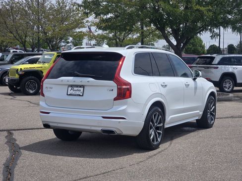 Used 2018 Volvo XC90 T6 Momentum w/ Convenience Package AWD/4WD image 3