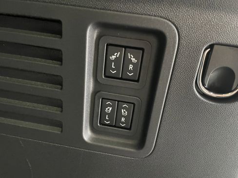 New 2026 Buick Enclave Sport Touring image 10