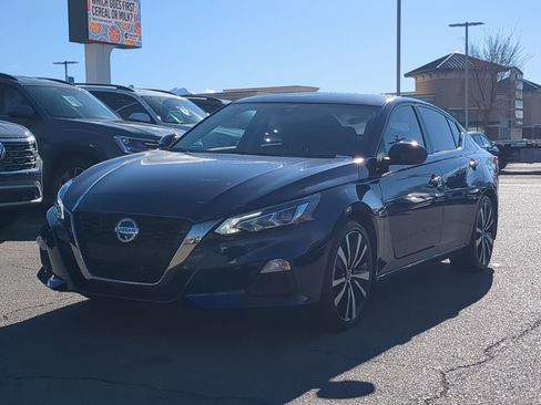 Used 2022 Nissan Altima 2.5 SR image 11