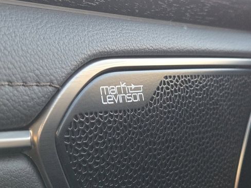 Certified 2025 Lexus ES 300h Ultra Luxury image 21