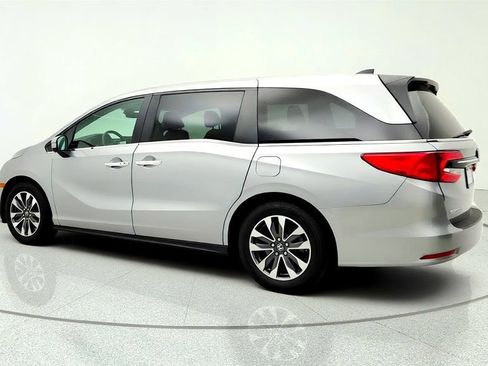 Used 2023 Honda Odyssey EX-L image 7