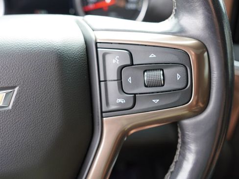 Used 2019 Chevrolet Silverado 1500 High Country w/ High Country Premium Package AWD/4WD image 37