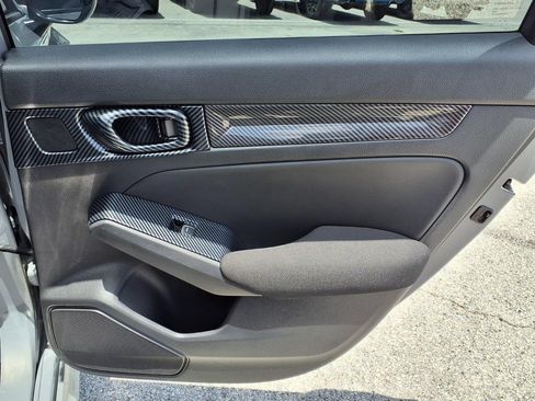 Used 2025 Honda Civic Sport image 14