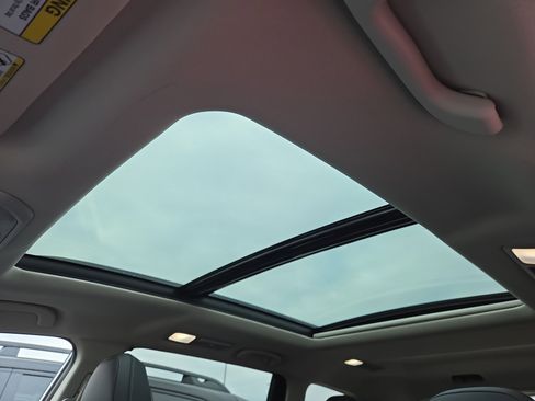 New 2026 Subaru Ascent Limited image 17