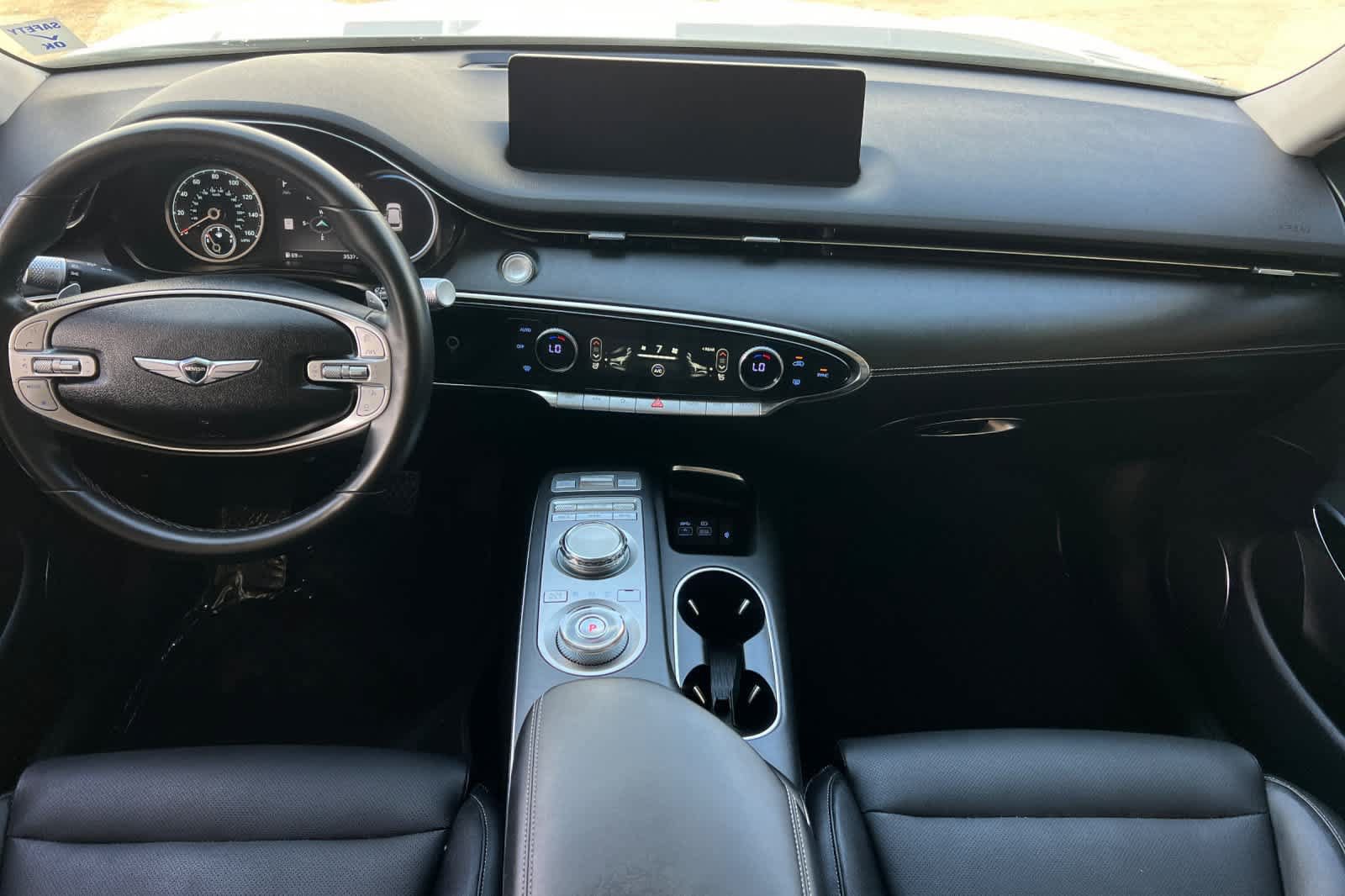 Used 2025 Genesis GV70 2.5T AWD/4WD image 3
