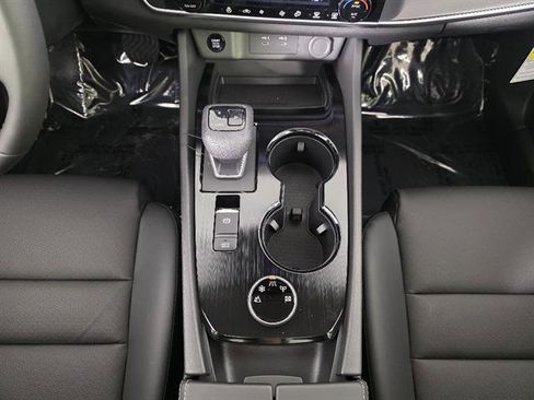 New 2026 Nissan Rogue SV AWD/4WD image 36