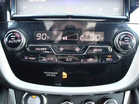 Used 2017 Nissan Murano Platinum w/ Platinum Technology Package image 19