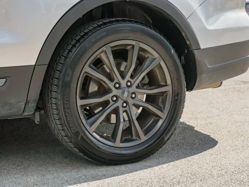 Used 2018 Ford Explorer XLT w/ Equipment Group 202A image 68