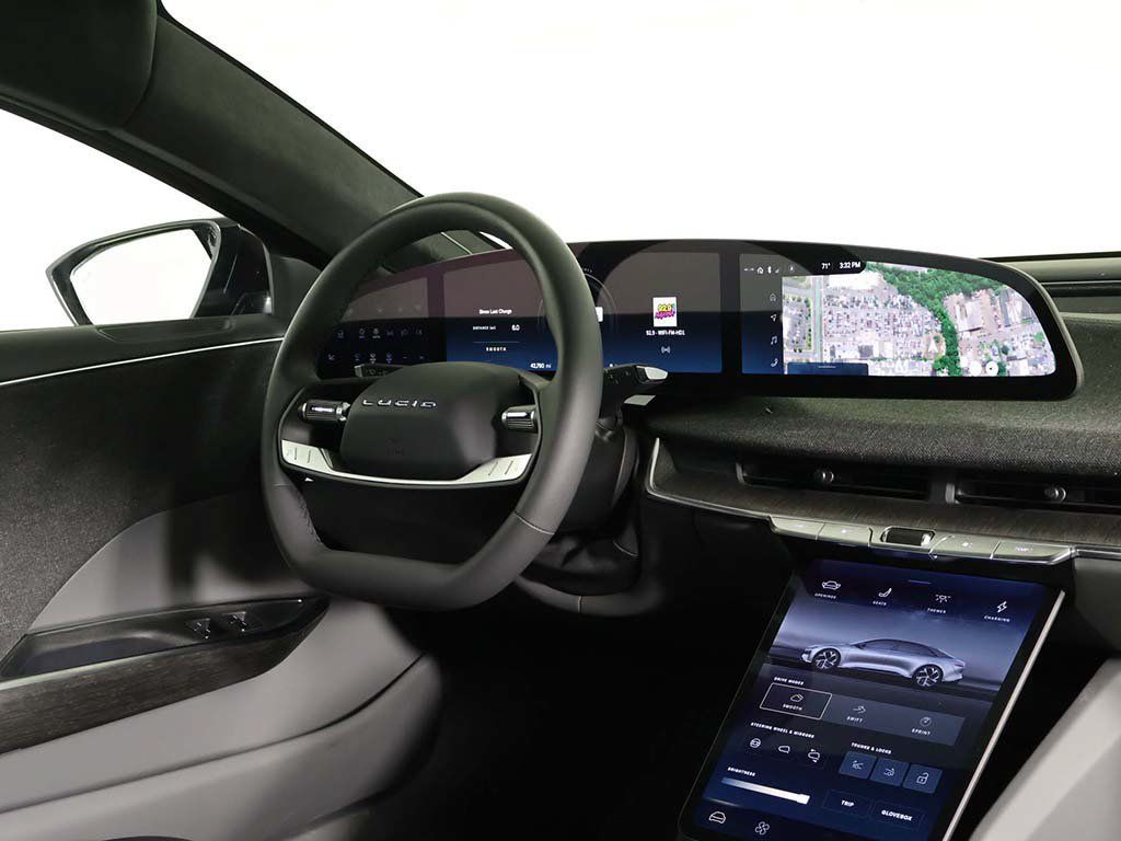 Used 2023 Lucid Air Pure AWD/4WD image 34