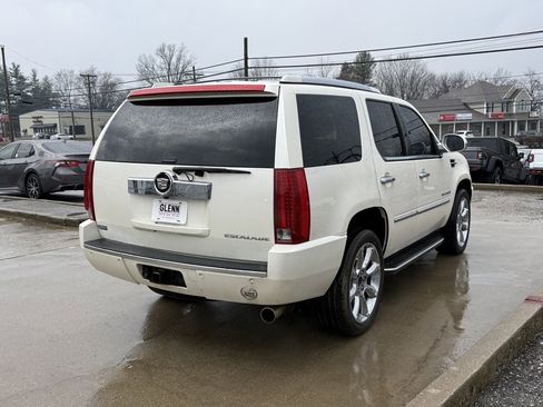 Used 2008 Cadillac Escalade AWD image 6