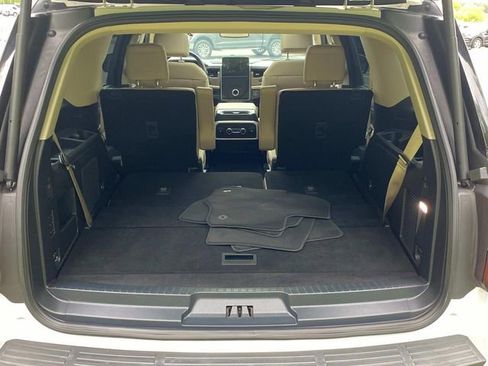 Used 2022 Ford Expedition Limited RWD image 30