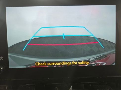 Used 2024 Toyota Corolla Cross SE image 18