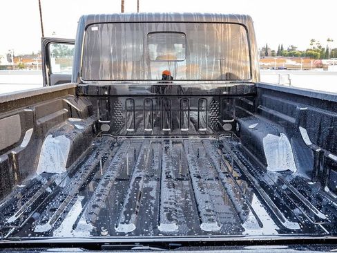 New 2026 Jeep Gladiator Rubicon AWD/4WD image 31