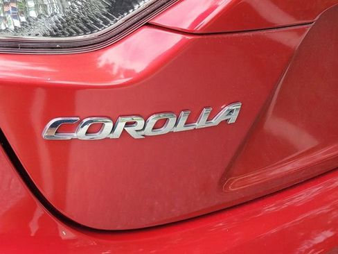 Used 2021 Toyota Corolla LE FWD image 4