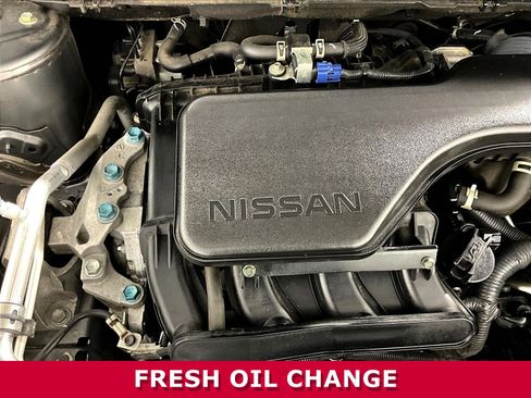 Used 2022 Nissan Rogue Sport SV AWD/4WD image 29
