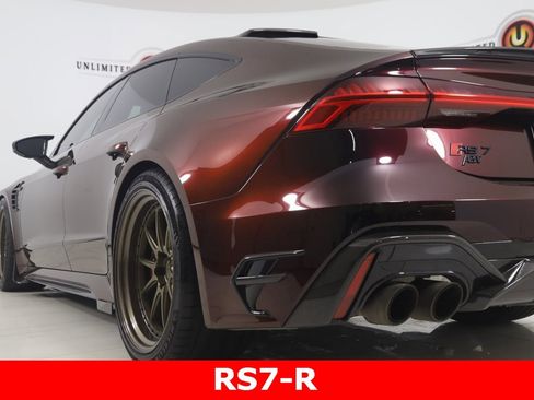 Used 2021 Audi RS 7 Sportback w/ Carbon Optic Package image 40