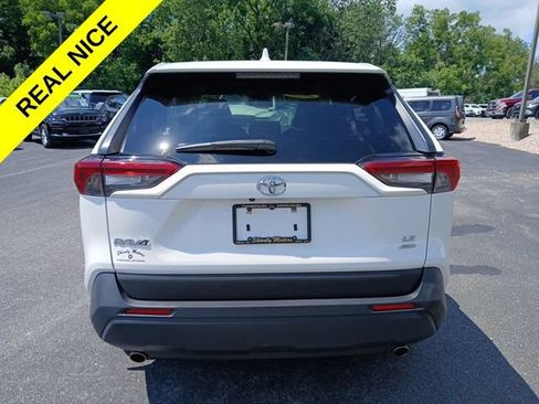 Used 2023 Toyota RAV4 LE AWD/4WD image 5