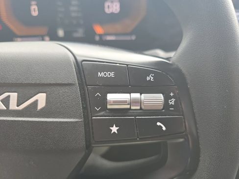 Used 2025 Kia K4 FWD image 26