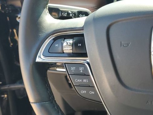 Used 2023 Lincoln Nautilus Reserve w/ Monochromatic Package AWD/4WD image 15