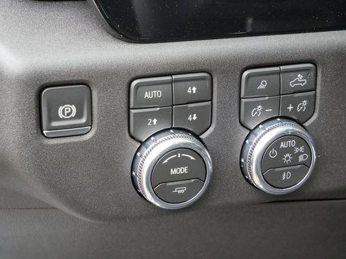 New 2026 GMC Sierra 1500 SLT w/ SLT Premium Plus Package image 42