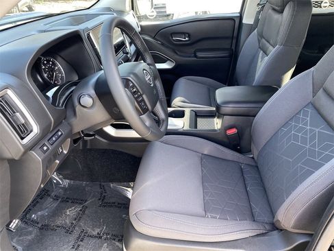 New 2025 Nissan Frontier SV w/ SV Convenience Package image 19