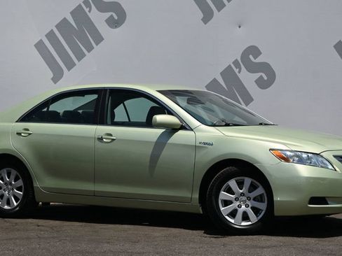 Used 2009 Toyota Camry Hybrid w/ Upgrade Pkg FWD image 3