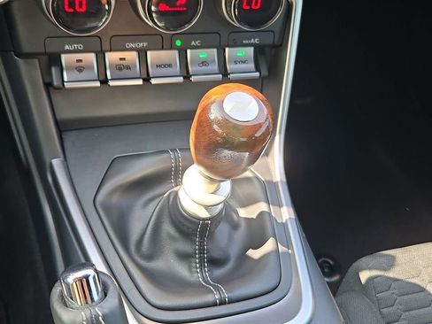 Used 2024 Toyota GR86 image 20