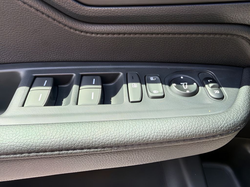 New 2027 Honda Odyssey EX-L image 18