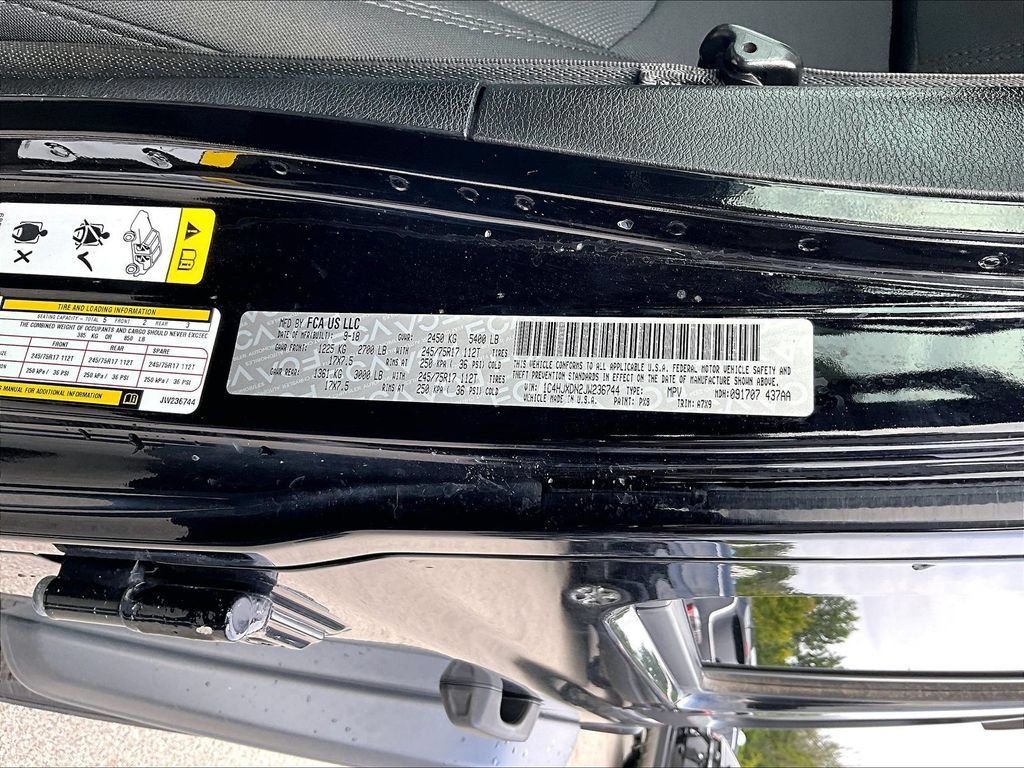 Used 2018 Jeep Wrangler Unlimited Sport S AWD/4WD image 34