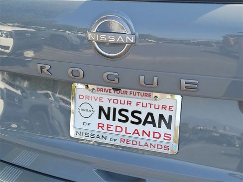 New 2026 Nissan Rogue SV image 4