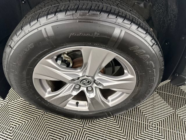 Used 2023 Toyota RAV4 XLE w/ Convenience Package AWD/4WD image 34