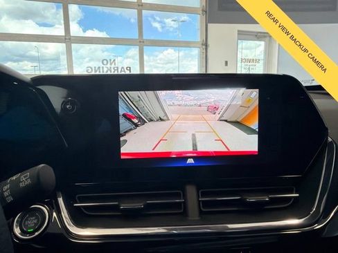 New 2026 Chevrolet Trax RS w/ Sunroof Package FWD image 6