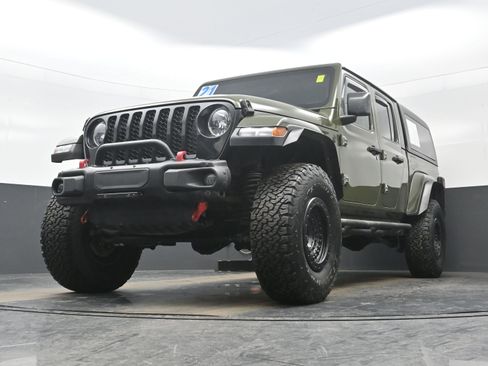 Certified 2021 Jeep Gladiator Willys image 24
