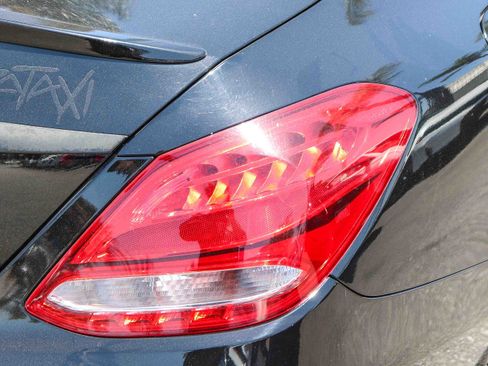 Used 2016 Mercedes-Benz C 300 Sedan image 9