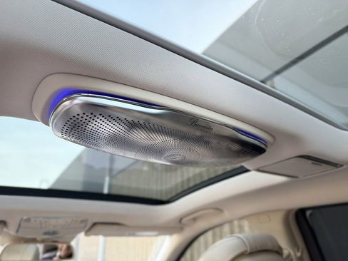 Used 2015 Mercedes-Benz S 550 Sedan image 26