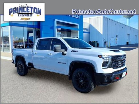 Used 2025 Chevrolet Silverado 3500 LT w/ Trail Boss Package image 1