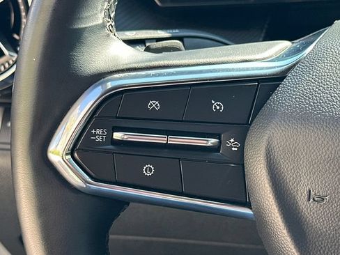Certified 2025 Chevrolet Equinox LT AWD/4WD image 29