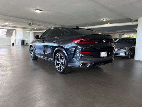 Used 2021 BMW X6 M50i AWD/4WD image 3