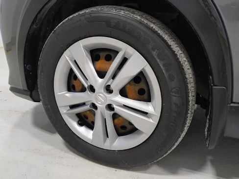 Used 2022 Nissan Kicks S w/ Interior Electronics Package FWD image 31