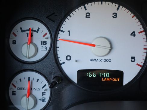 Used 2005 Dodge Ram 2500 Truck SLT image 43