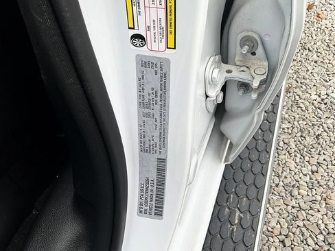 Used 2022 RAM 1500 Laramie image 36