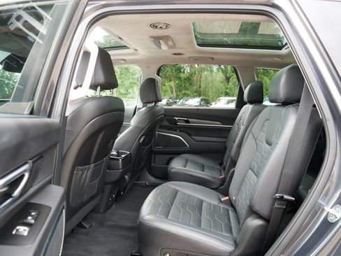 Used 2021 Kia Telluride SX w/ SX Prestige Package AWD/4WD image 36