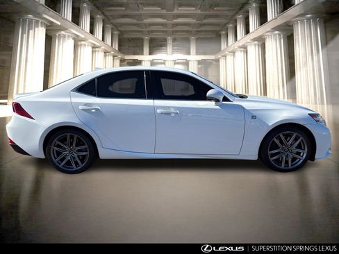 Used 2016 Lexus IS 350 image 3