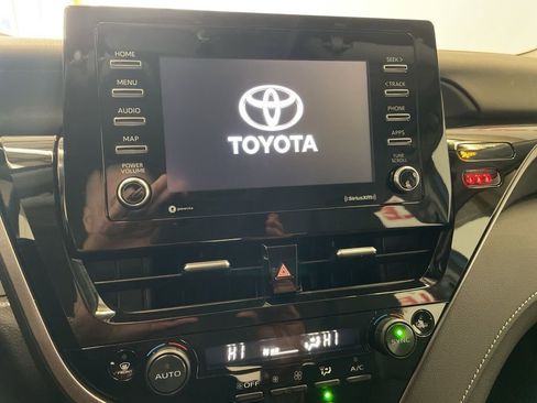Used 2023 Toyota Camry SE image 24